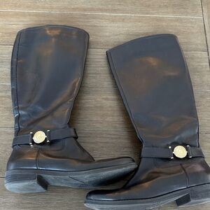 Tommy Hilfiger Black Leather Zip Up Boots with Gold Accent